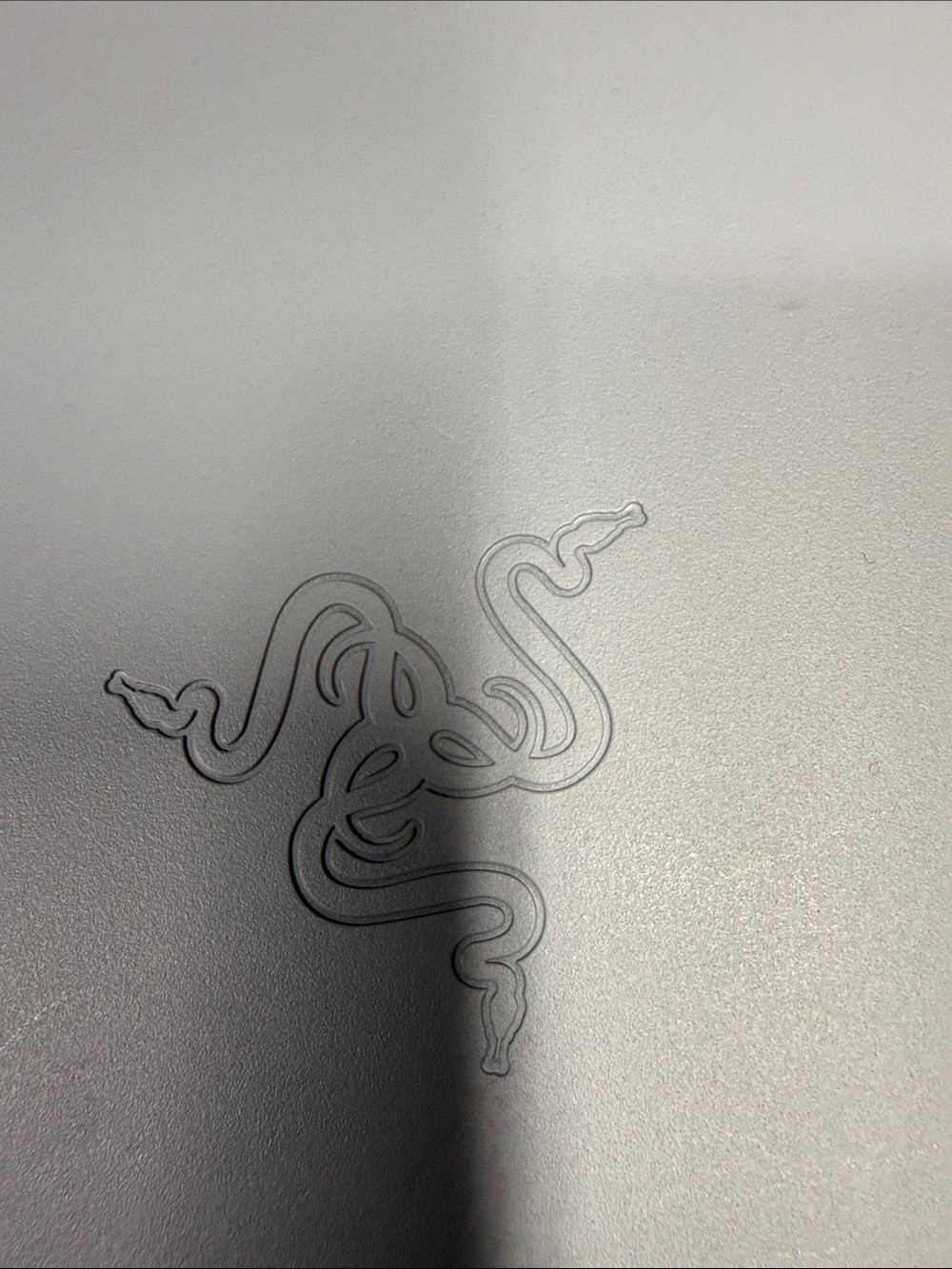 Razer Grey Laptop Top Case Cover with Subtle Logo - Picture 2 of 5